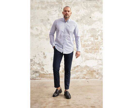 Classic Fit Long Sleeve Buttoned Collar Shirt